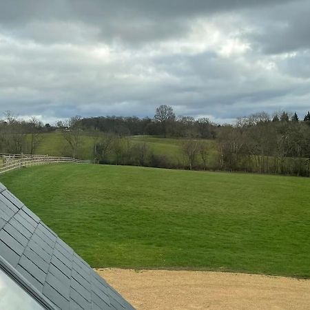 The Old Stables Villa Salisbury Bagian luar foto